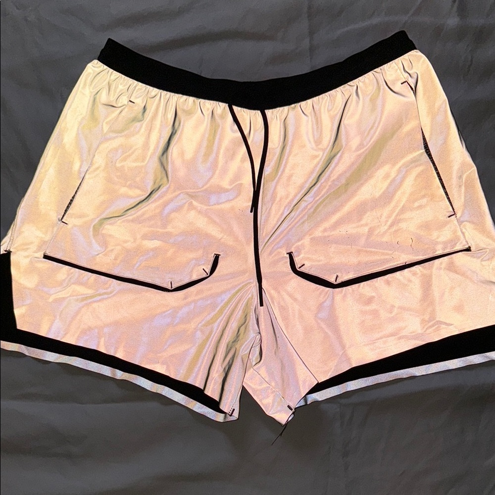 MENS Reflective Shorts SIZE MEDIUM